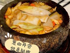 石锅秘制肥肠-徽镇小厨·经典徽菜(马连道店)
