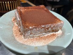 漏奶华-潮界(虹桥天地店)