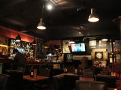 -SISTERS BAR RESTAURANT川意酒馆(嘉善老市H楼店)