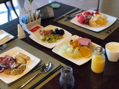 -三亚湾海居铂尔曼度假酒店