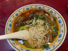 半筋半肉面-金杨拉面王小吃面馆·牛三宝面·红烧牛肉粉