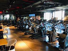 -威尔仕健身会所(古北1699店)