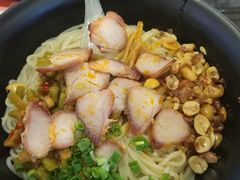 -怂猫抓子·成都冒烤鸭