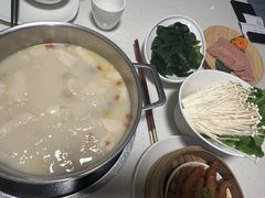 -煲王粤菜餐厅(中侨中心店)