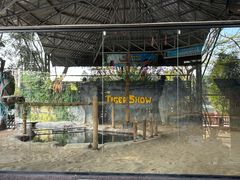 -清迈夜间动物园