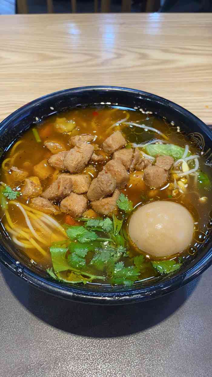 小高米线(国购广场店)-"一起吃饭的人:不顾形象的99@霹雳小娘子.