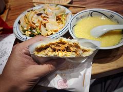 腊汁肉夹馍-陇上秦轩biangbiang面(萧山万象汇店)