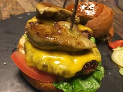 -HIGH FIVE哈福手工汉堡(桂林路店)