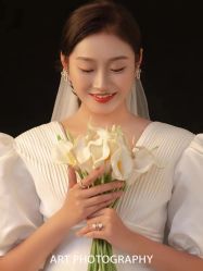 -纪梵希旅拍婚纱摄影(大连总店)
