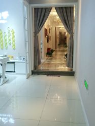 -蕾蕾美颜美容美体