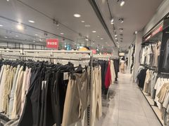 -H&M(天一广场店)