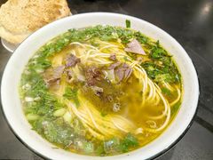 -杨记清芳牛肉拉面(宝龙广场店)