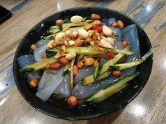 川味凉皮-嘎嘎鸭下巴·爆辣干锅(明教寺店)