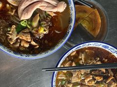 -平安桥张氏肥肠粉