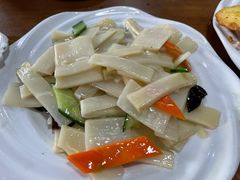 -三居鲁味坊黄焖鸡(山大路店)
