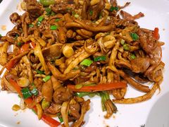 蘑菇炒鸡杂-富临轩私房菜(集庆门大街店)