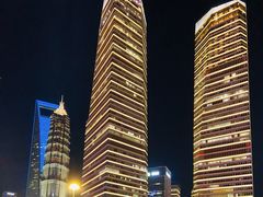 -陆家嘴空中步行连廊