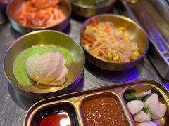 -釜山火炉·海鲜烤肉(紫藤路店)