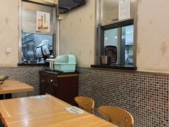 -白玉兰食品甜凤店(合生汇店)