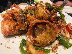 -TRIPLE 8 China Bar & Grill