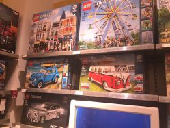 -乐高授权专卖店(朝阳大悦城店)