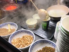 -清真老马家国华牛奶鸡蛋醪糟(正宁路店)