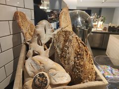 -昆山琶拉帝诗酒店·河畔咖啡厅Riverside Cafe