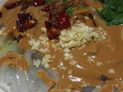 -老码头黑皮肘子锅包肉(赣水路店)