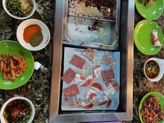 -新艺自助美食城(中山路店)