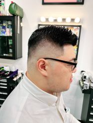 -HEADSTAR BARBERSHOP·男士理发店