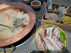 -阿婆情腊排骨火锅·野生菌季(古城旗舰店)