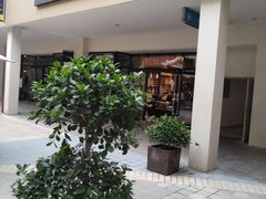 -宁波杉井奥特莱斯广场