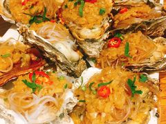 烤生蚝-喝丢一只鞋海鲜烧烤·海肠捞饭(市场店)