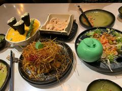 -荟廷·晶萃(陆家嘴尚悦湾店)