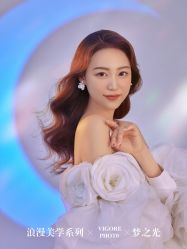 -雪中彩影婚纱摄影·微光艺术中心