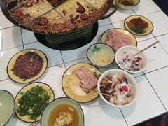 -石灰市老火锅(北滨路店)