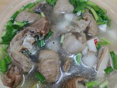 招牌牛羊杂汤-牛师傅广式药膳牛骨汤美食(江南西店)