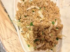 -老街烧烤大排档·地道湖北菜·龙虾馆(汉口火车站店)