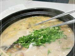 -老大同酒家·糟卤·本帮菜(中山公园店)