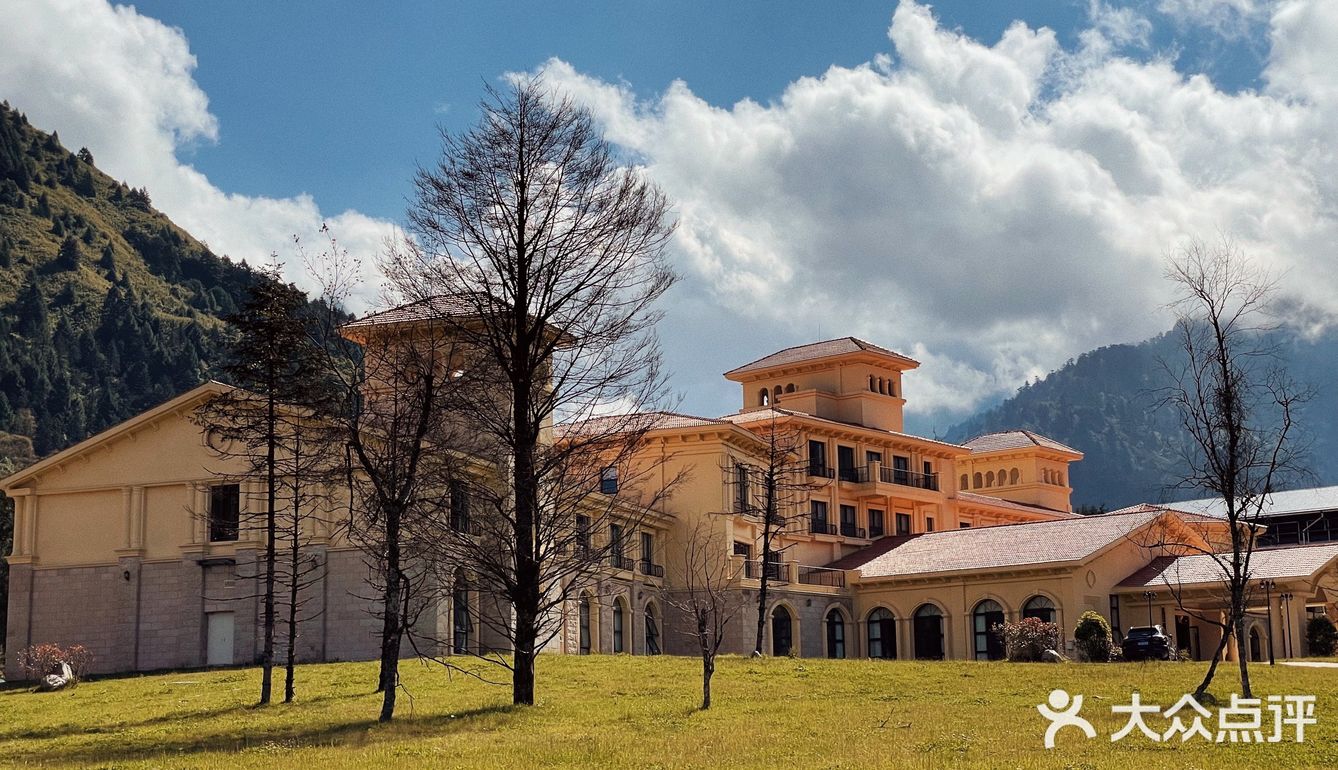 成都周边游｜川内“肯尼亚”风光孟获城