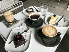 -UNI UNI(环亚凯瑟琳店)