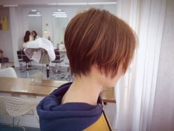 -茶发Salon·烫发染发理发