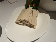 -洋房火锅(上海新天地南北里店)
