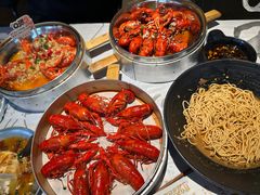 -巴厘龙虾·榜首油焖大虾(音乐学院·沿江酒馆店)