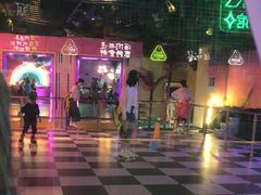 -不可思议减压馆·解压博物馆·摔碗发泄·团建定制
