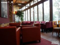 靠窗位-COSTA COFFEE(西湖天地店)