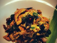 鸡枞菌辣炒土鸡蛋-解香楼(八盘岭路店)