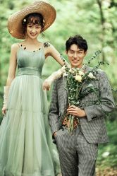 -雪中彩影婚纱摄影·微光艺术中心