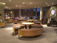 大堂-星巴克(夏日百货店)