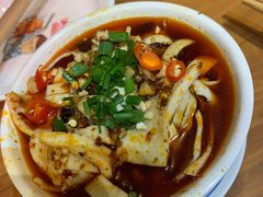 -炉小二铜锅牛蛙•川湘菜(三里屯店)